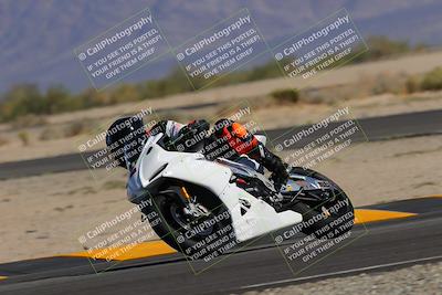 media/Oct-08-2022-SoCal Trackdays (Sat) [[1fc3beec89]]/Turn 16 (125pm)/